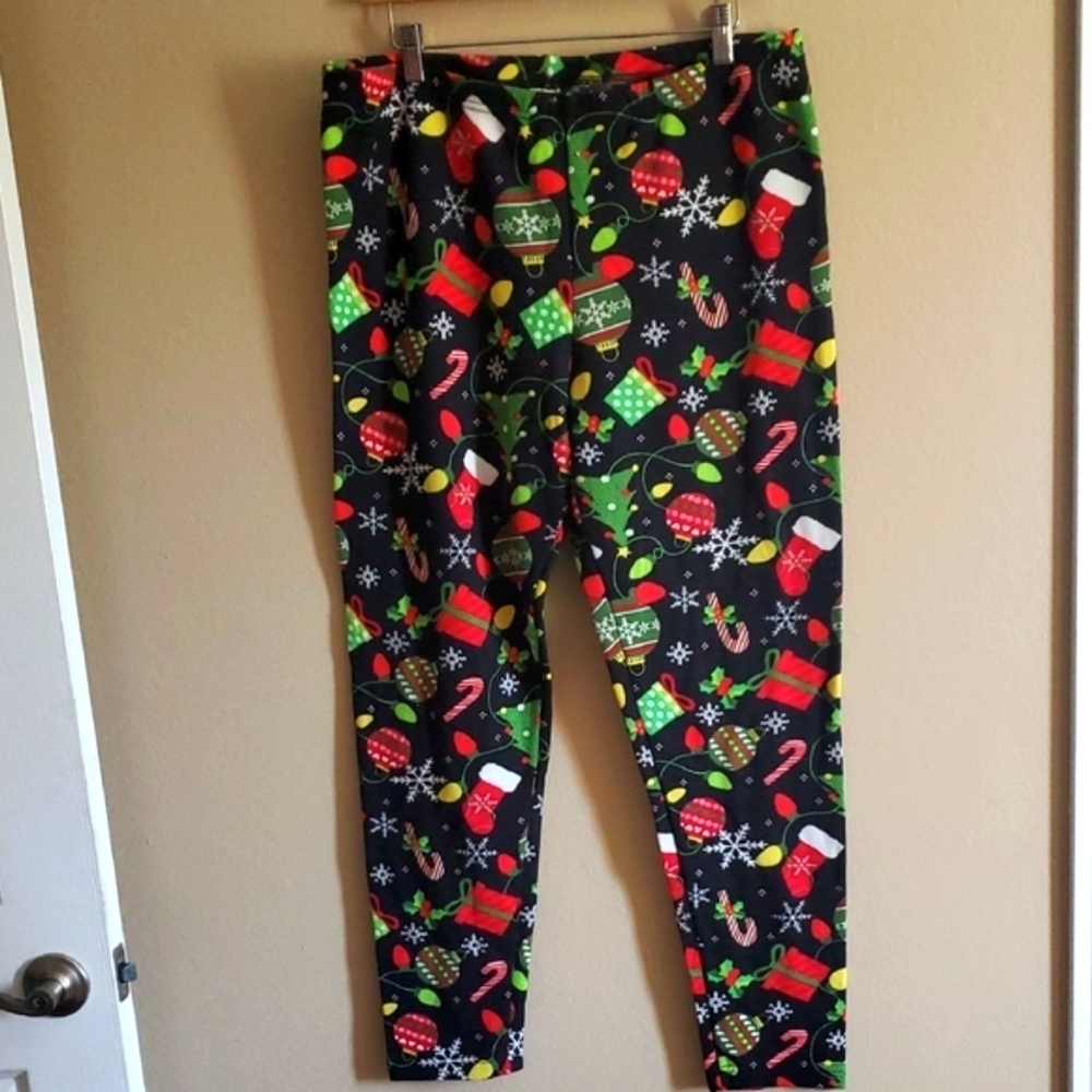 Faded Glory Festive Black Leggings